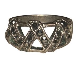 Lia‎ Sophia Y2K Corset Ring Silver Tone Hematite Crystal Openwork